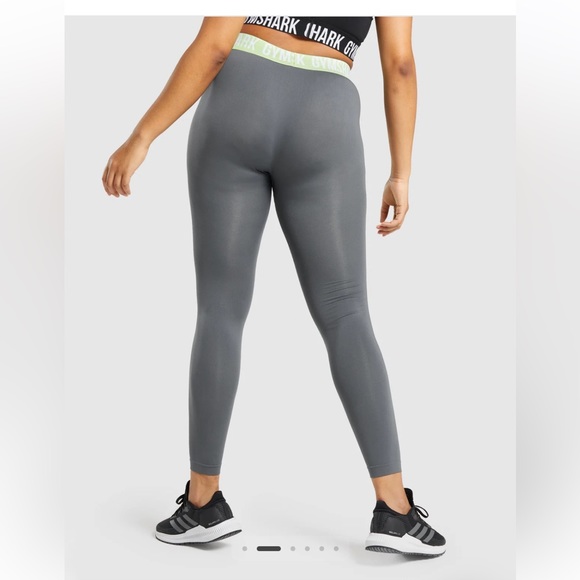 🦈Gymshark Fit Seamless Leggings - Picture 5 of 12